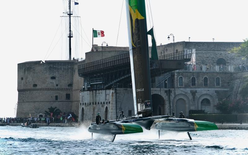 Ponte Girevole di Taranto - Sail GP team New ZL